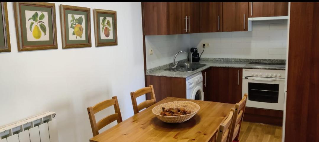 Apartamento Check-In Casas Labert Benasque Exterior foto