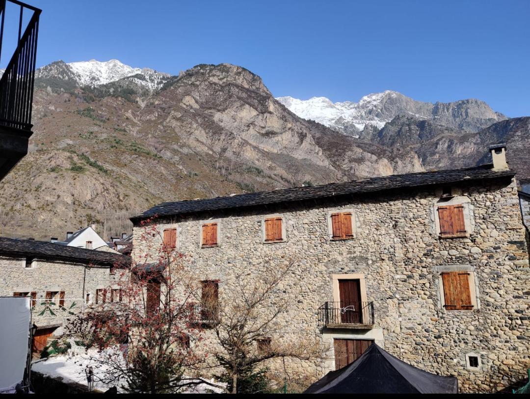 Apartamento Check-In Casas Labert Benasque Exterior foto